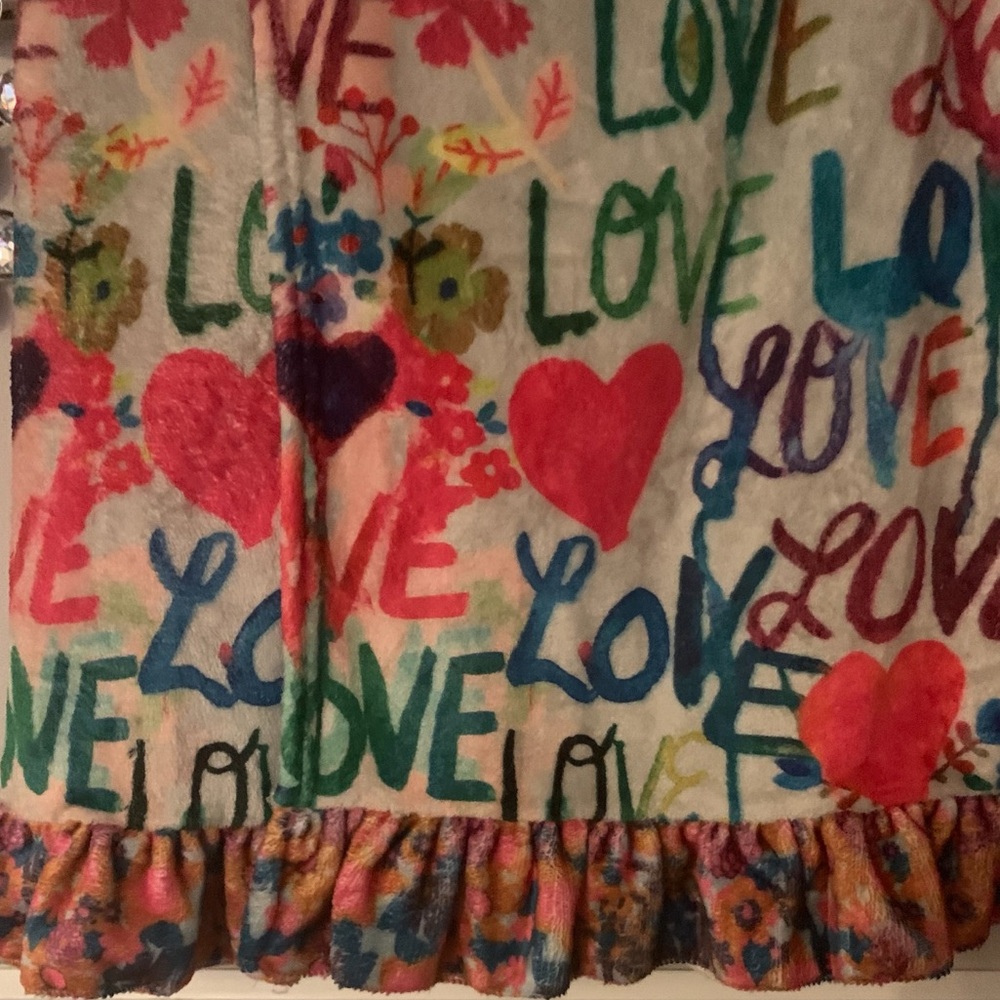 Natural Life “Love” Towel Wrap•Multicolor•
Ruffle Hem•Velcro•Size S/M •NWT - Picture 6 of 13
